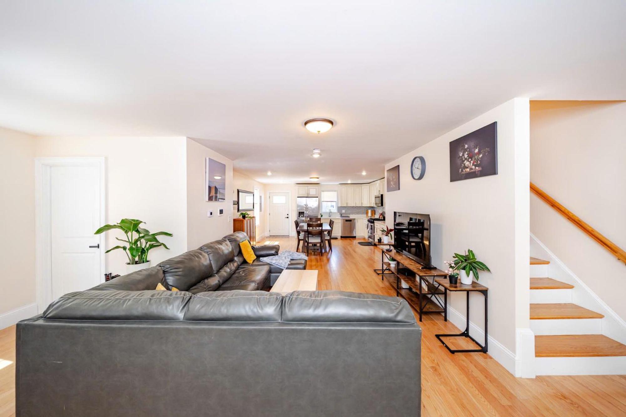 Apartamento 37 - 3Br Quincy - Cozy Townhouse Near Blue Hills Exterior foto