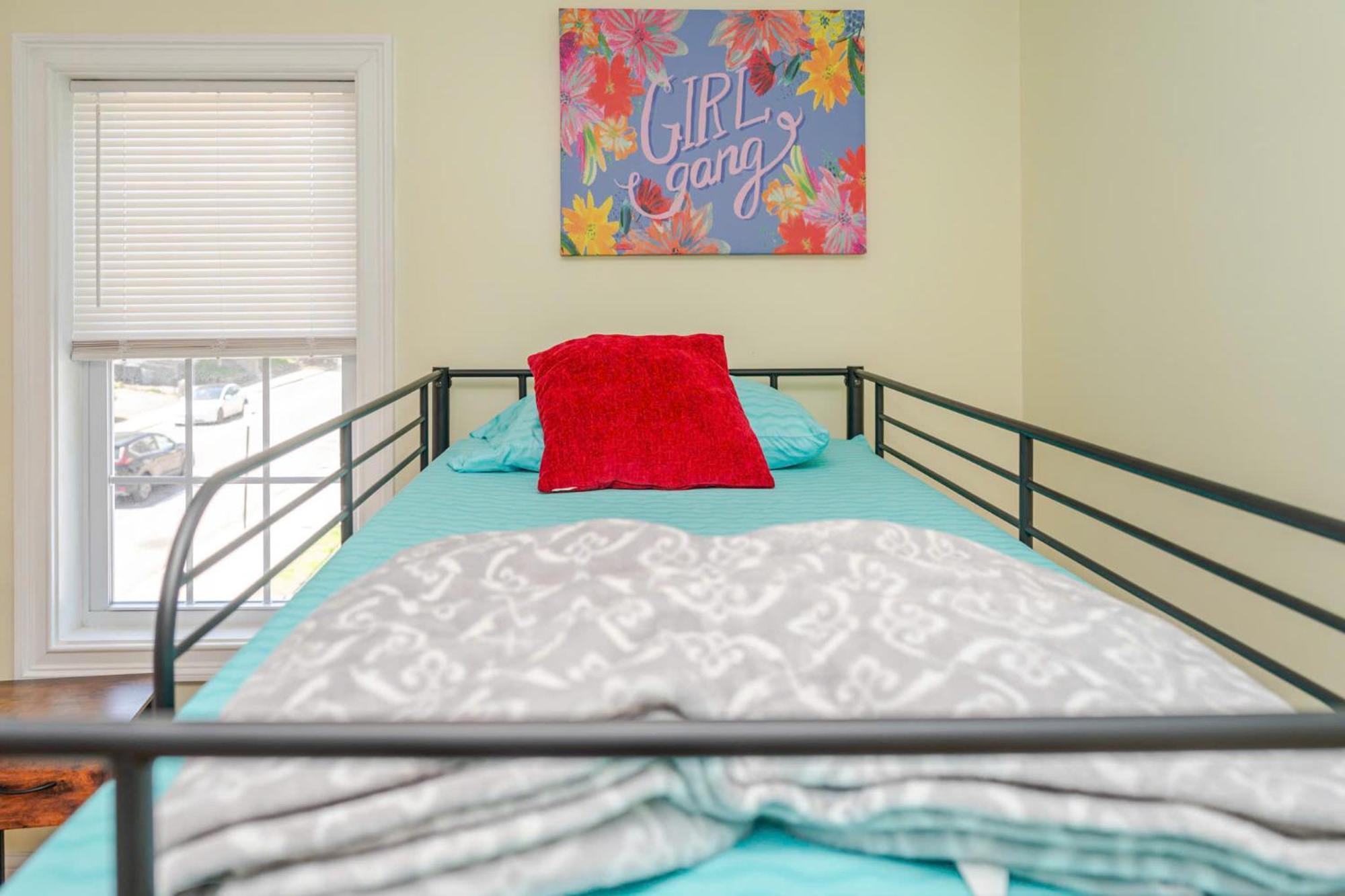 Apartamento 37 - 3Br Quincy - Cozy Townhouse Near Blue Hills Exterior foto