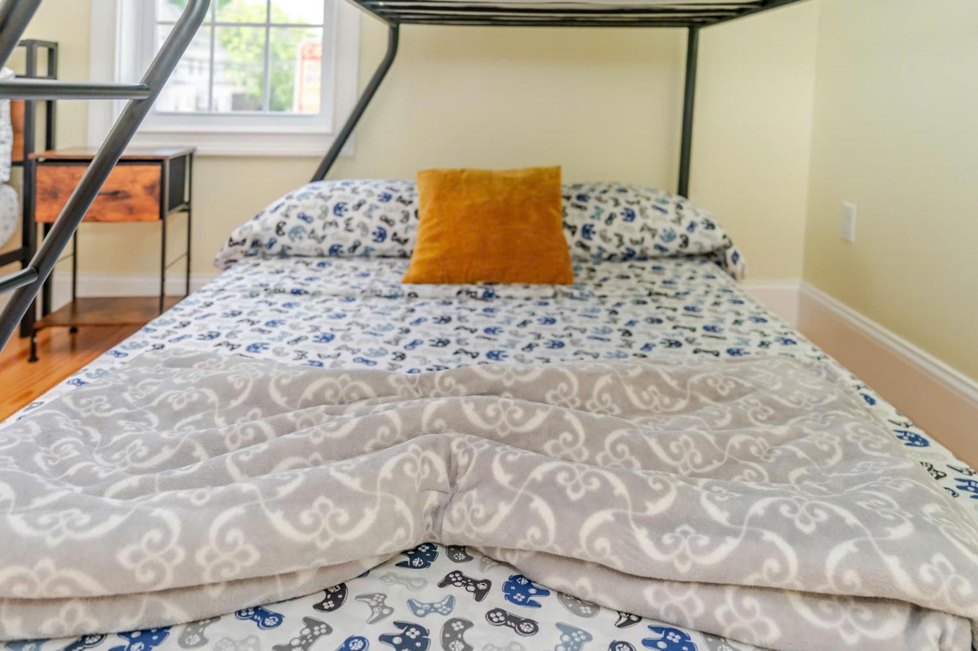Apartamento 37 - 3Br Quincy - Cozy Townhouse Near Blue Hills Exterior foto